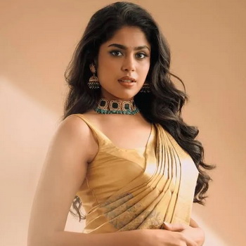 Faria Abdullah Biography